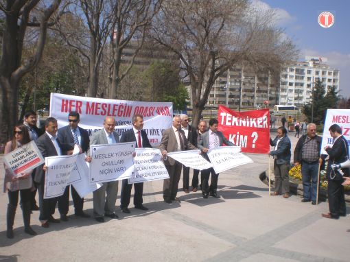   Teknikerler Birliği Basın Açıklaması.Abdi İpekçi Parkı. 30 nisan 2011